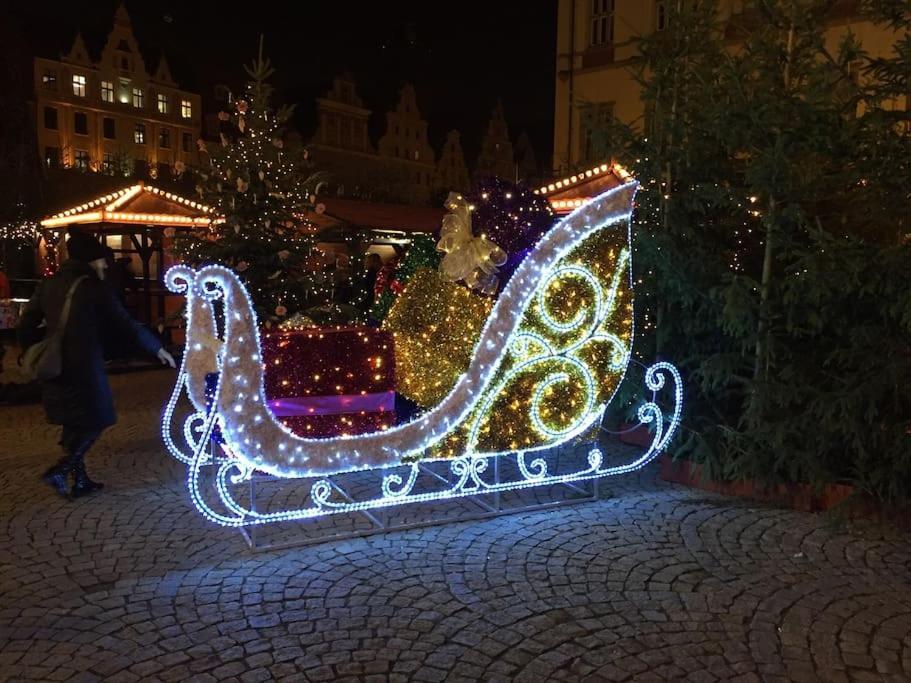 Appartamento Rynek Pod Fredra Breslavia Esterno foto